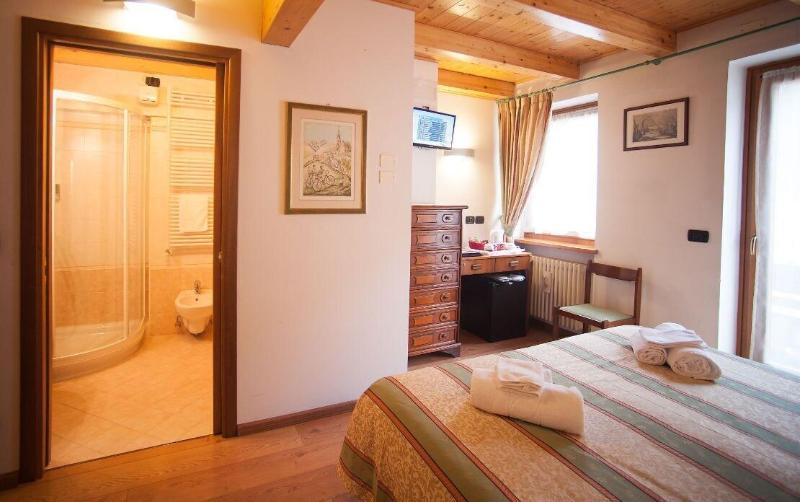 Hotel Stella Alpina Falcade Buitenkant foto