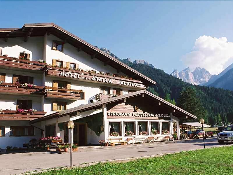 Hotel Stella Alpina Falcade Buitenkant foto