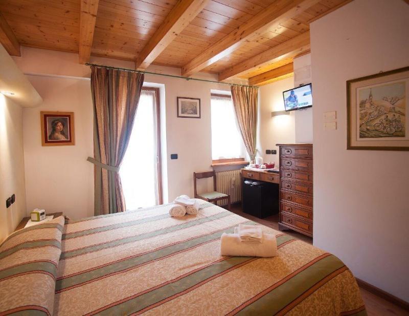 Hotel Stella Alpina Falcade Buitenkant foto