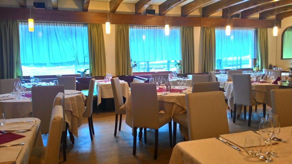 Hotel Stella Alpina Falcade Buitenkant foto