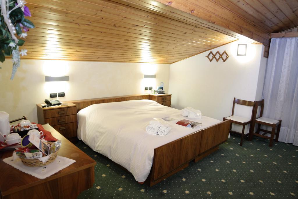 Hotel Stella Alpina Falcade Buitenkant foto